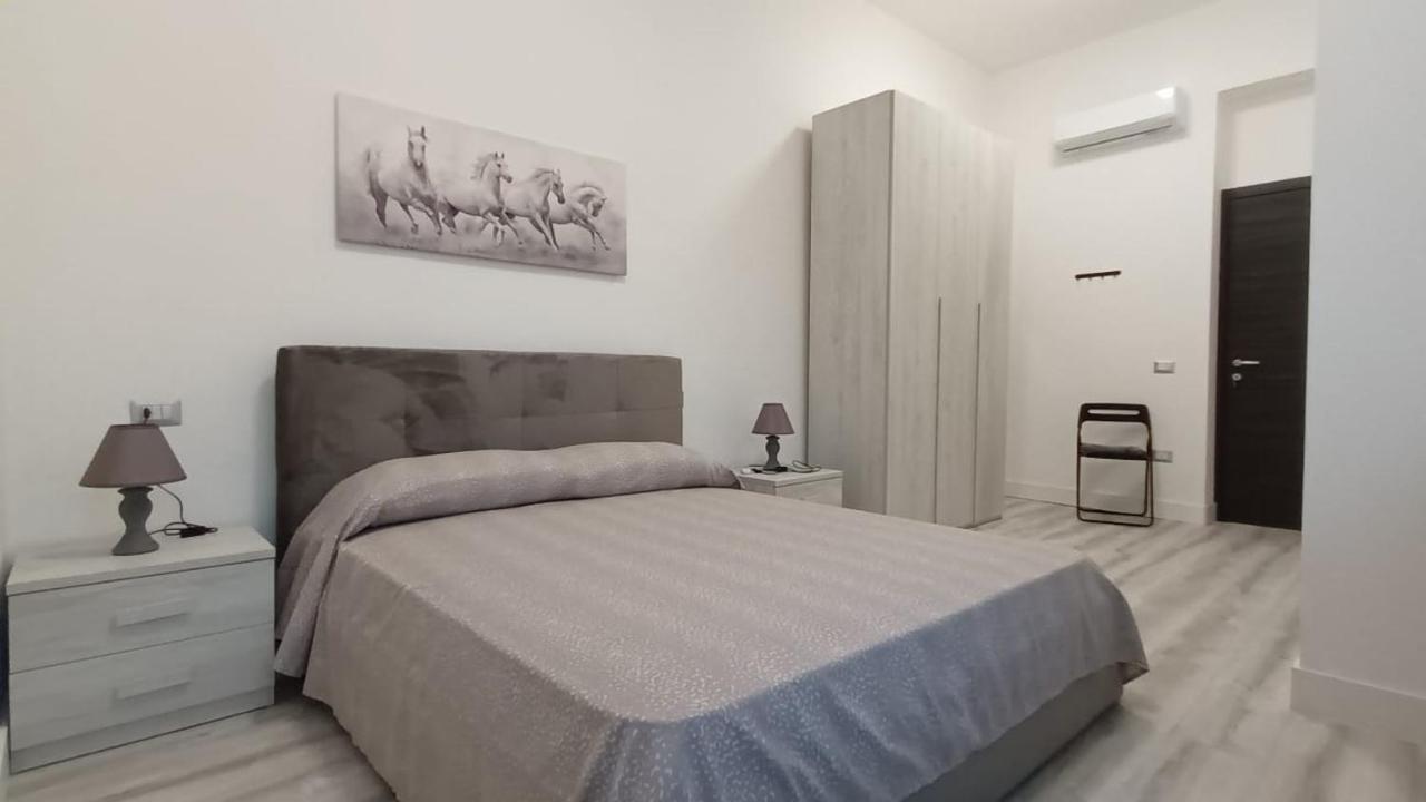 La Laguna Rooms Sant'Antioco Bagian luar foto